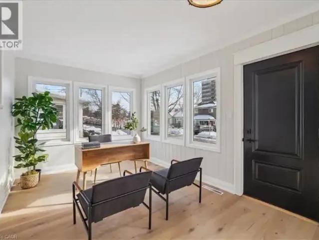 House for rent in Oakville, Golden Horseshoe