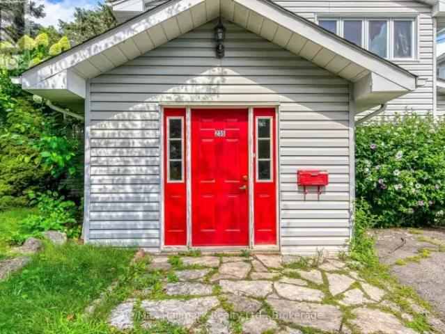 House for rent in Oakville, Ontario