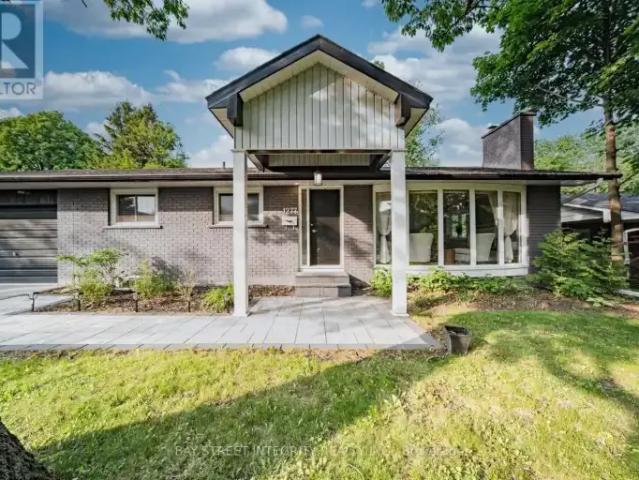 House for rent in Oakville, Ontario