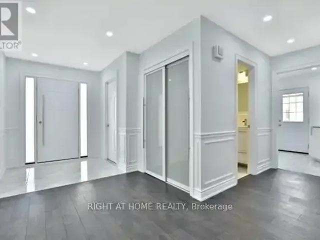 House for rent in Oakville, Ontario