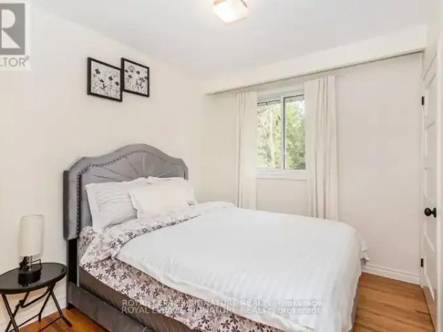 House for rent in Oakville, Ontario