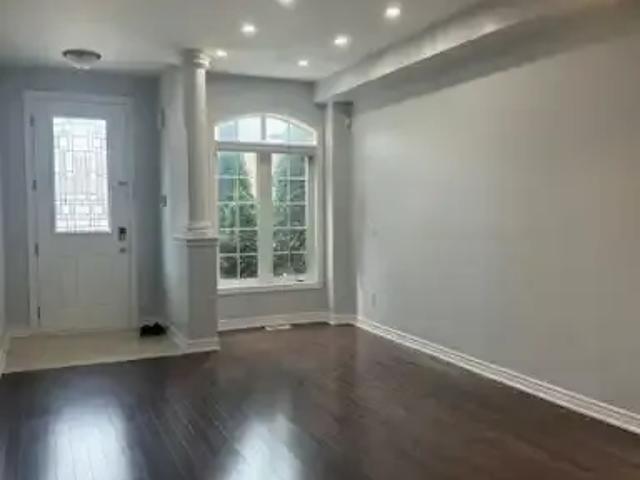 House for rent in Oakville, Ontario