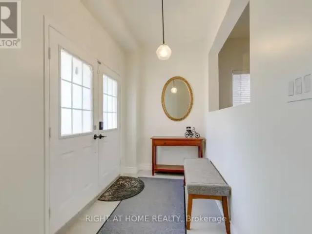 House for rent in Oakville, Ontario