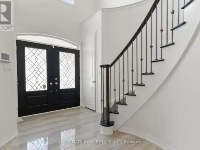 House for rent in Oakville, Ontario