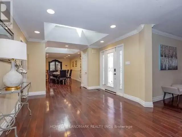 House for rent in Oakville, Ontario