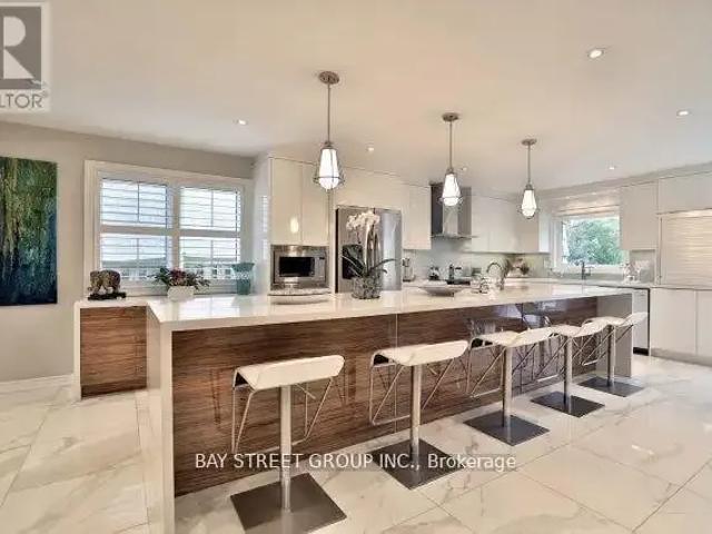 House for rent in Oakville, Ontario
