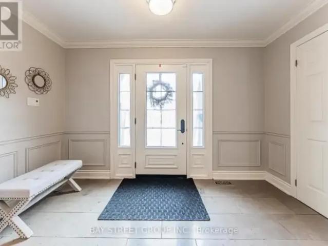 House for rent in Oakville, Ontario