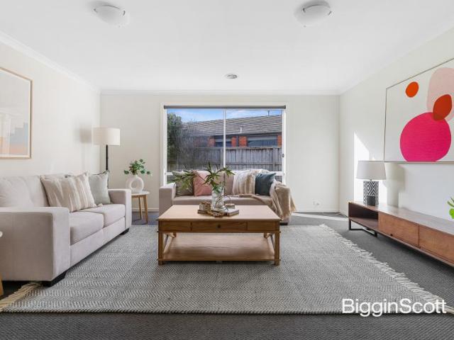 House for rent in Fallingwater Estate, Melbourne