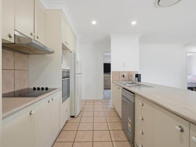 House for rent in Parkwood, Gold Coast City