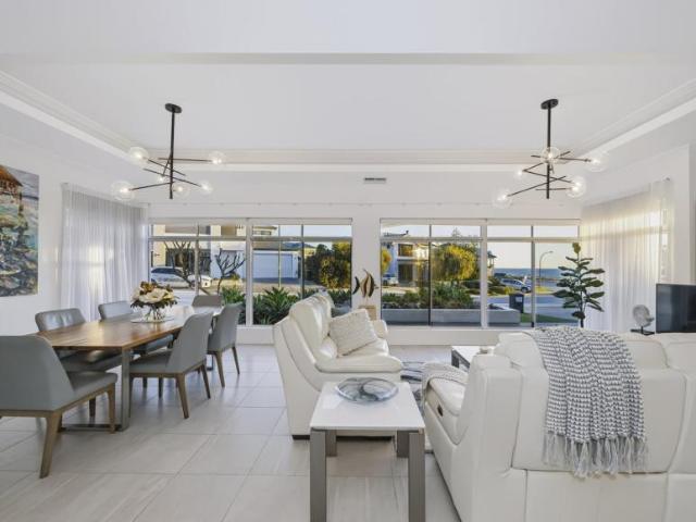House for sale in Quinns Rocks, City of Wanneroo