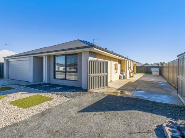 House for sale in Ravenswood, Western Australia