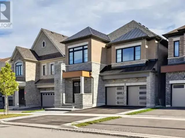 House for rent in Richmond Hill, Golden Horseshoe