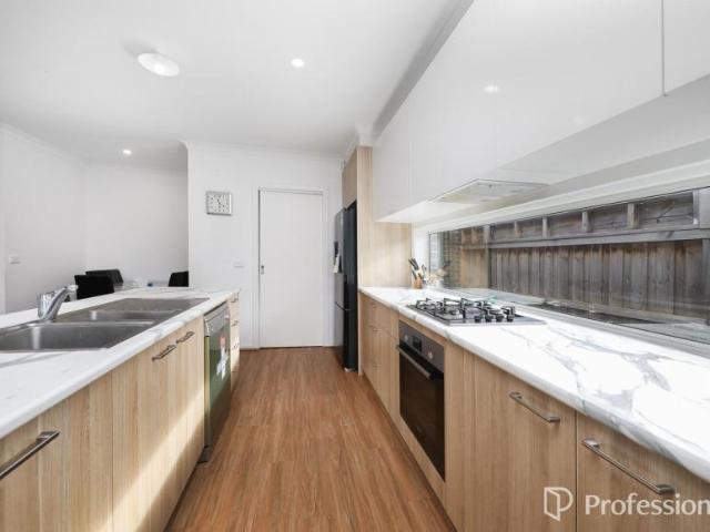 House for sale in Bridgefield, Melbourne