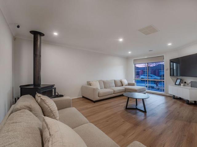 House for sale in Roxburgh Park, Melbourne