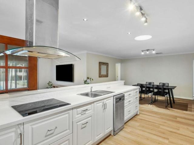 House for sale in Safety Bay, City of Rockingham