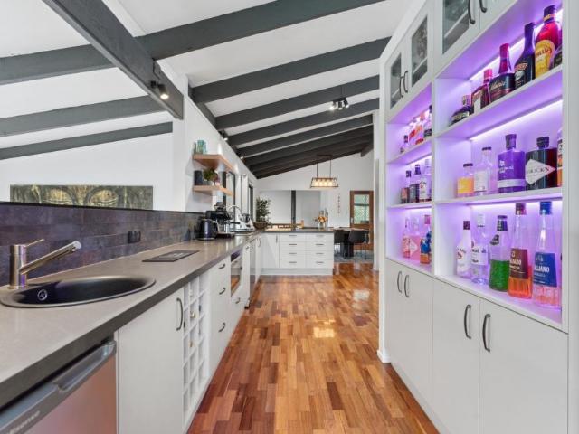 House for sale in Shailer Park, Greater Brisbane