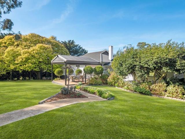 House for sale in Shoreham, Melbourne