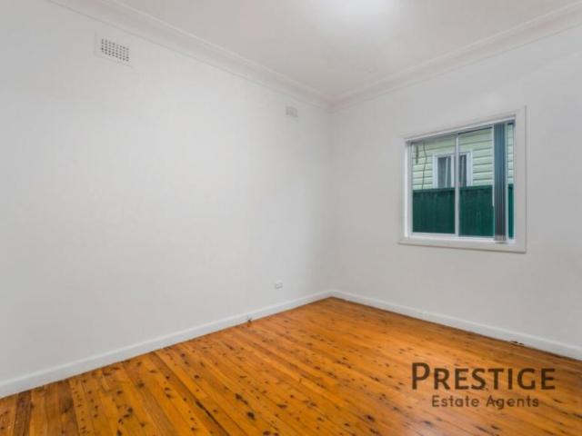 House for rent in Smithfield, New South Wales