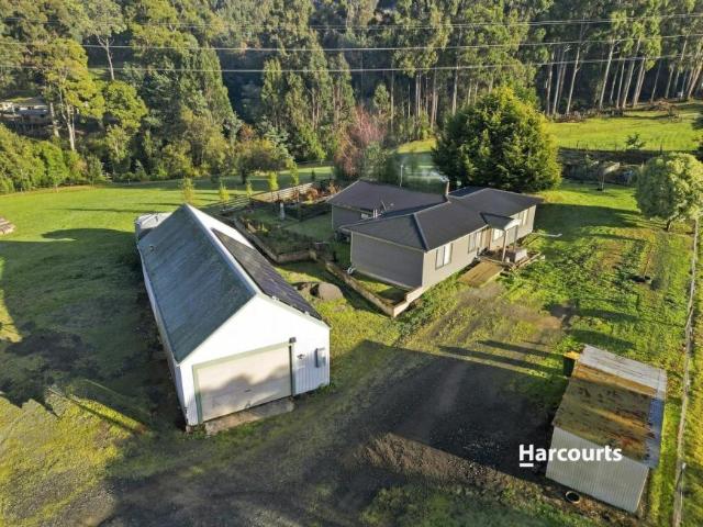 House for sale in Spreyton, Devonport