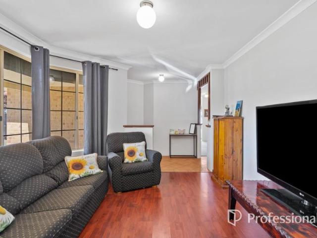 House for sale in Stratton, City of Swan