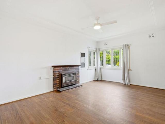 House for rent in Toongabbie, New South Wales