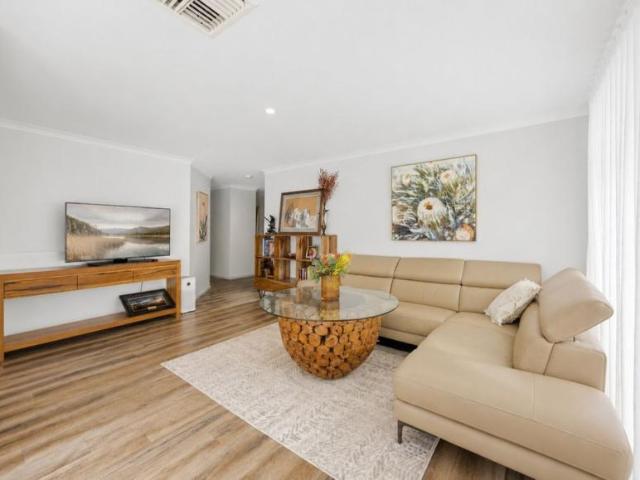 House for sale in Usher, Western Australia