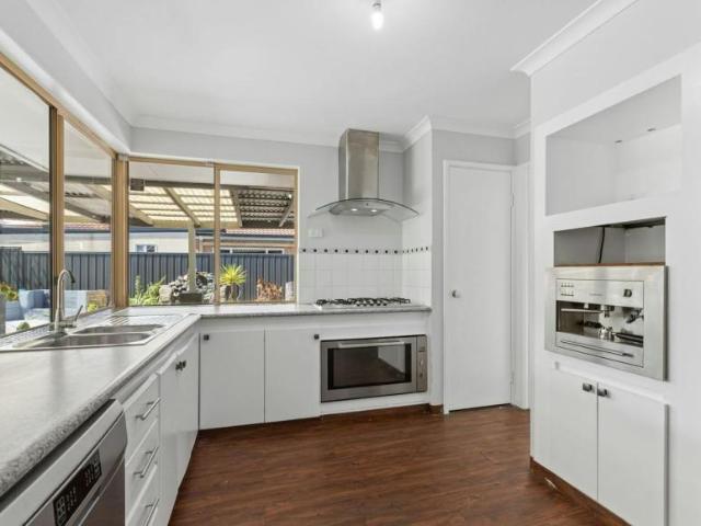 House for sale in Waikiki, City of Rockingham
