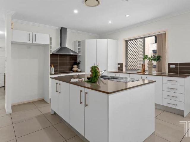 House for sale in Wakerley, Greater Brisbane