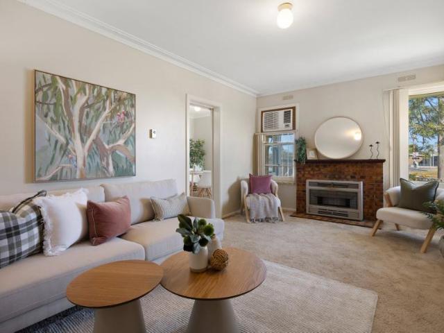 House for sale in White Hills, Bendigo