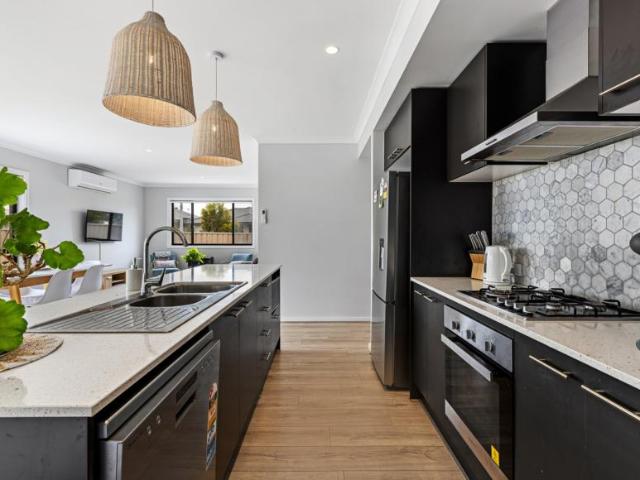 House for sale in Enchanted, Ballarat