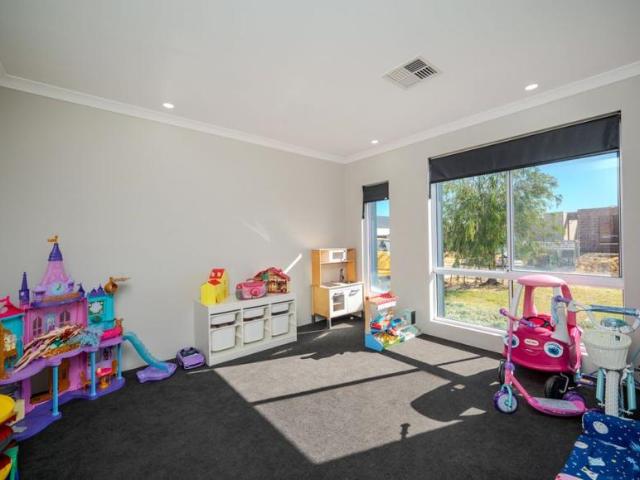 House for sale in Yanchep, Western Australia