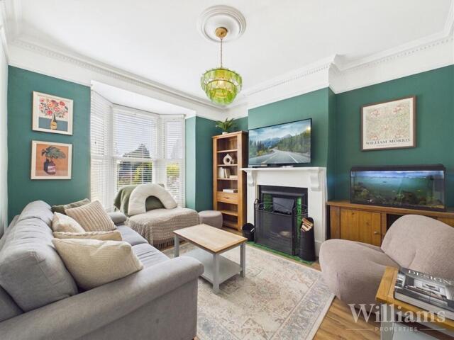 House for sale in Victoria Park, Aylesbury