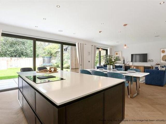 House for sale in London Borough of Lewisham, Blackheath