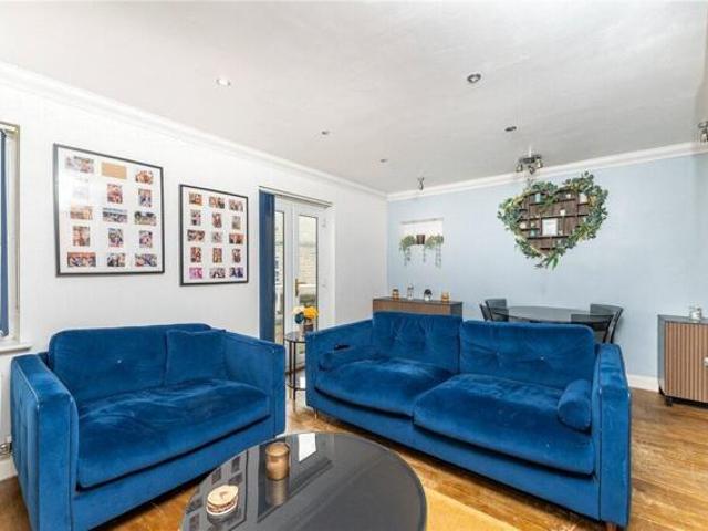 House for sale in Drighlington, Adwalton