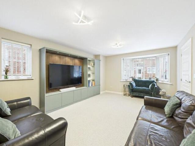 House for sale in Lower Morton