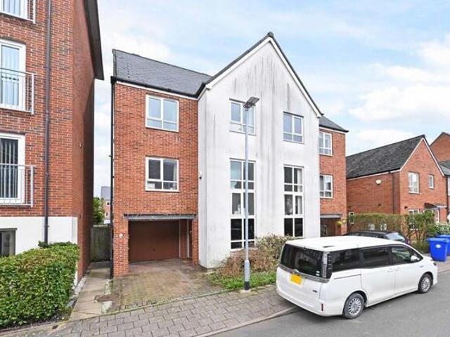 House for sale in Burslem, Stoke-on-Trent