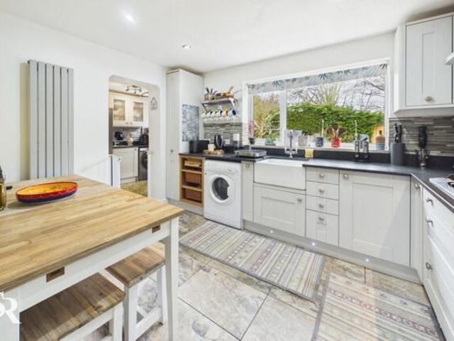 House for sale in Charlesworth, East Midlands