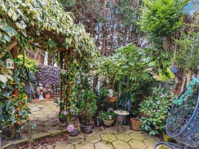 House for sale in Cheadle Hulme, Greater Manchester