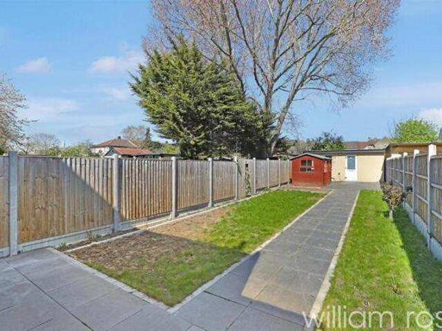 House for sale in Chingford, South Chingford