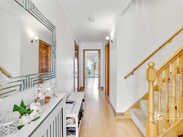 House for sale in Dagenham, Barking And Dagenham