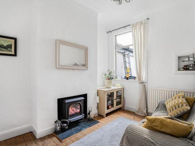 House for sale in London Borough of Ealing, Hanwell