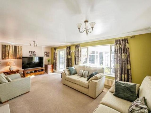 House for sale in Hatfield, South Yorkshire