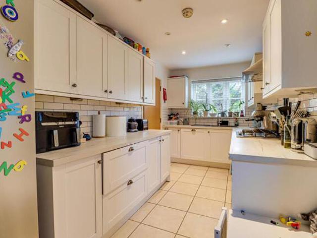 House for sale in Frogmore, Five Acres