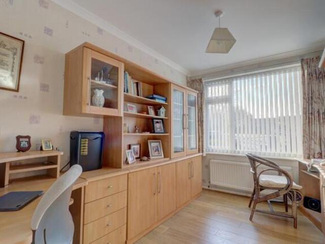 House for sale in Great Kingshill, Buckinghamshire