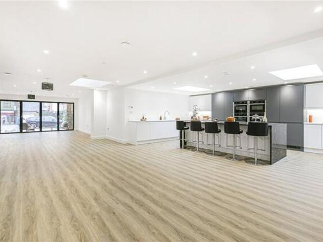 House for sale in King's Walden, Hertfordshire