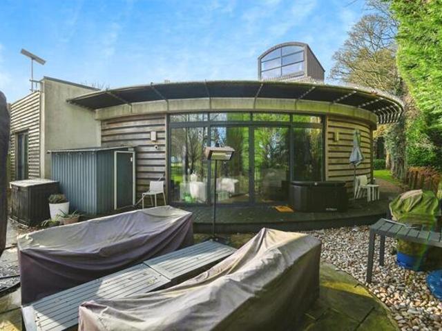 House for sale in Midway, Kent
