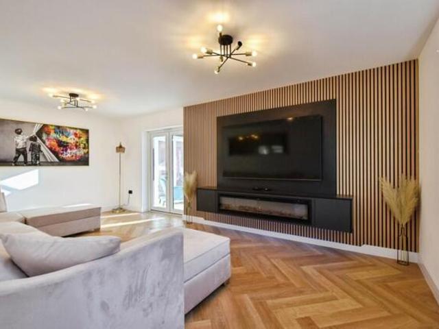 House for sale in Gorslas, Foel-gastell