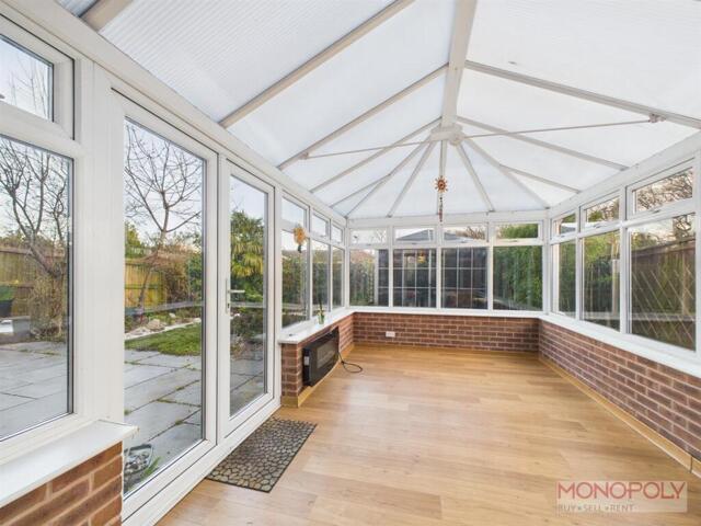House for sale in Llay, Llay