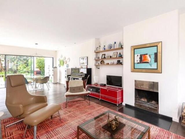 House for sale in Shepherd's Hill, Crouch End
