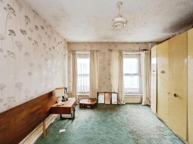 House for sale in Pontardawe, Ynysmeudwy